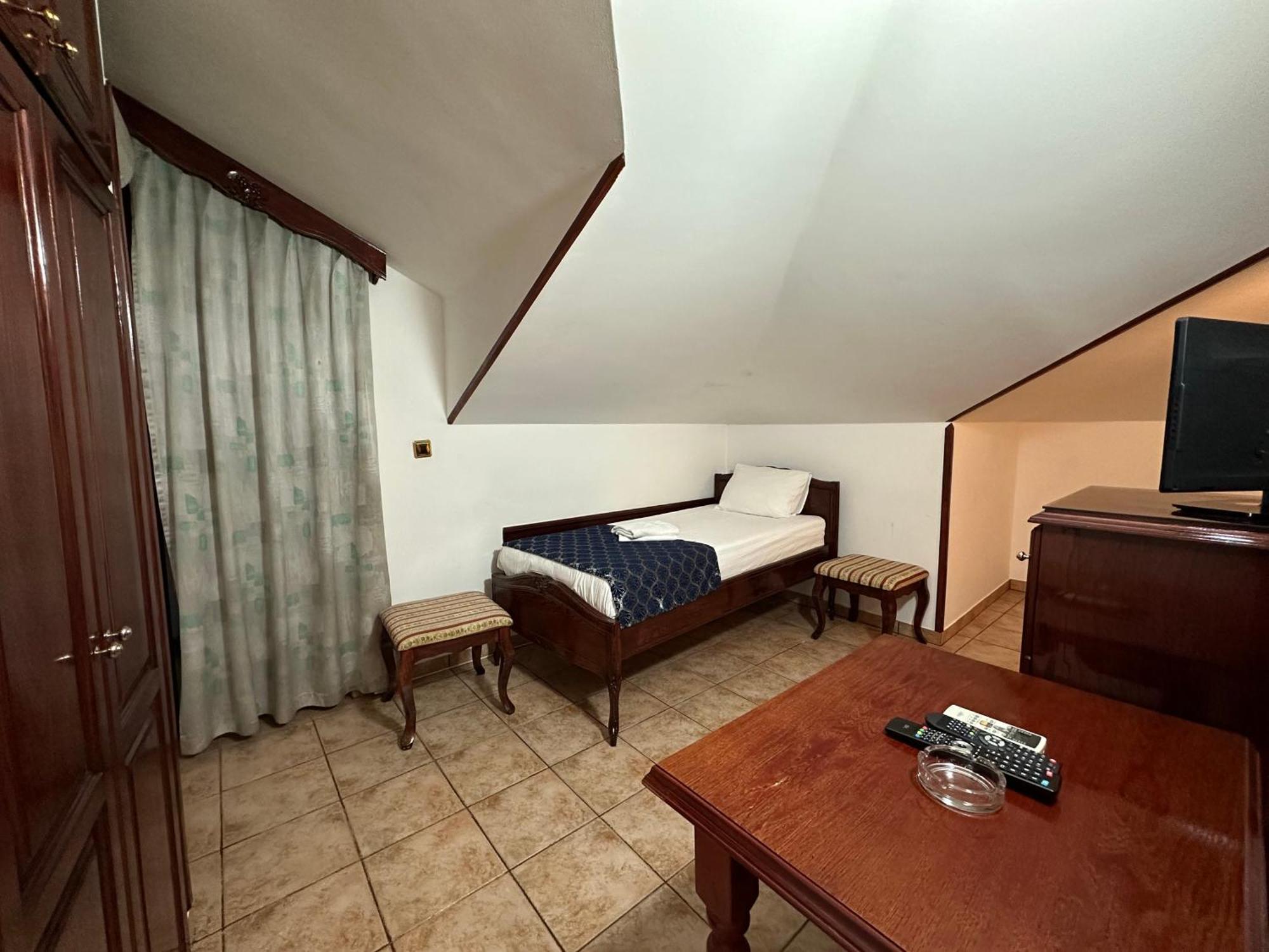 Beatrix Lux Hotel Budua Esterno foto